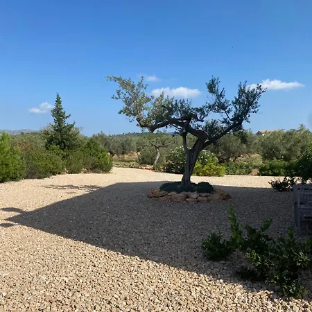 Le Kube L'Aldea